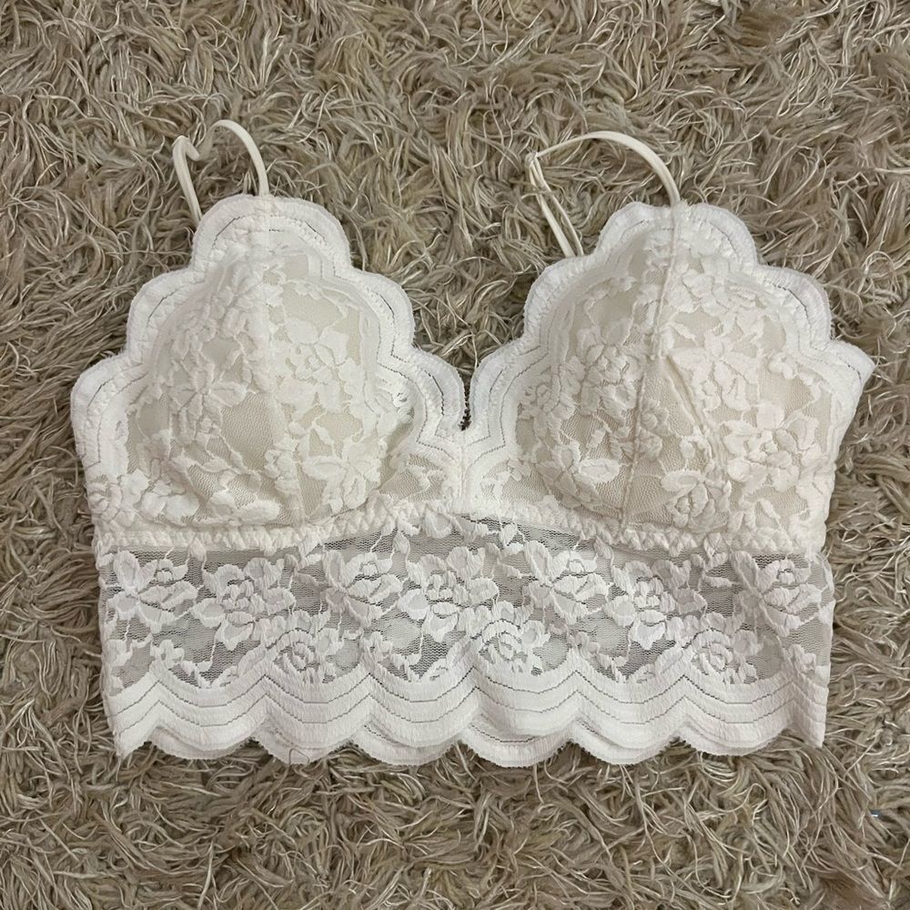 Lace Bralette in Cream medium